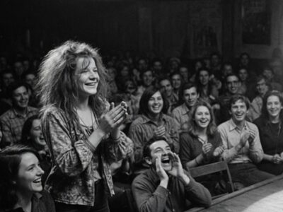 She Was Just Writing a Letter to Her Mom — She Accidentally Became Part of Rock History D