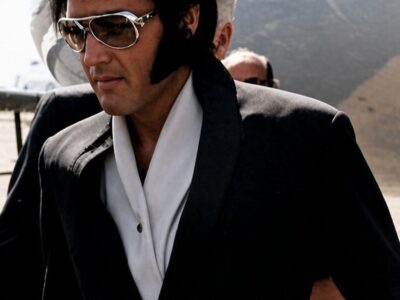 Elvis Presley’s Funeral FULL Guest List FINALLY Revealed – You Won’t Believe Who Showed Up! D