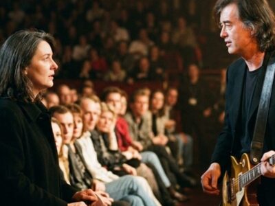 Jimmy Page Stopped Mid-Concert When He Saw Her — He Hadn’t Seen Her in 35 Years D