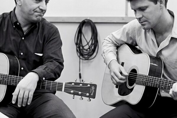 Wrecking Crew’s Best Guitarist MOCKED Glen Campbell — What Tommy Tedesco Heard STUNNED Him