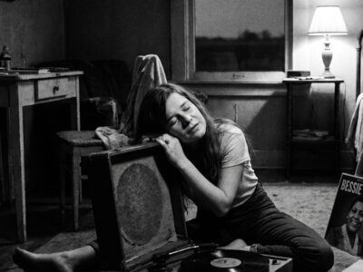 Etta James Didn’t Know Who Was Sitting in the Corner of Her Session — Until Her Pianist Told Her D