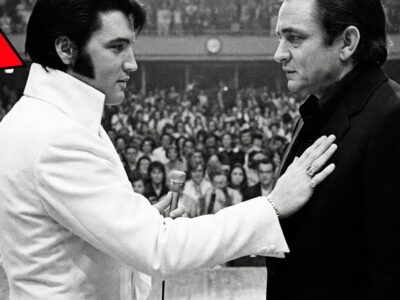 Johnny Cash DARED Elvis to Sing GOSPEL Live — What Happened Made Cash Break Down on Stage D