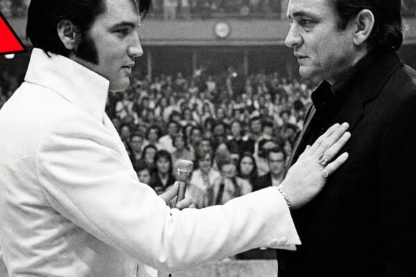 Johnny Cash DARED Elvis to Sing GOSPEL Live — What Happened Made Cash Break Down on Stage D