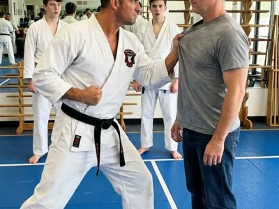 Black Belt Slapped My Daughter—Unaware I Once Led SEAL Team 6 – dw
